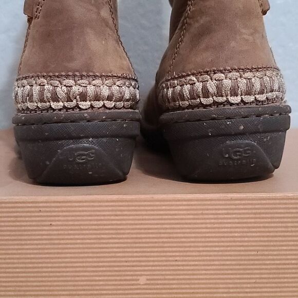 UGG Kona Boots  - Picture 5 of 11